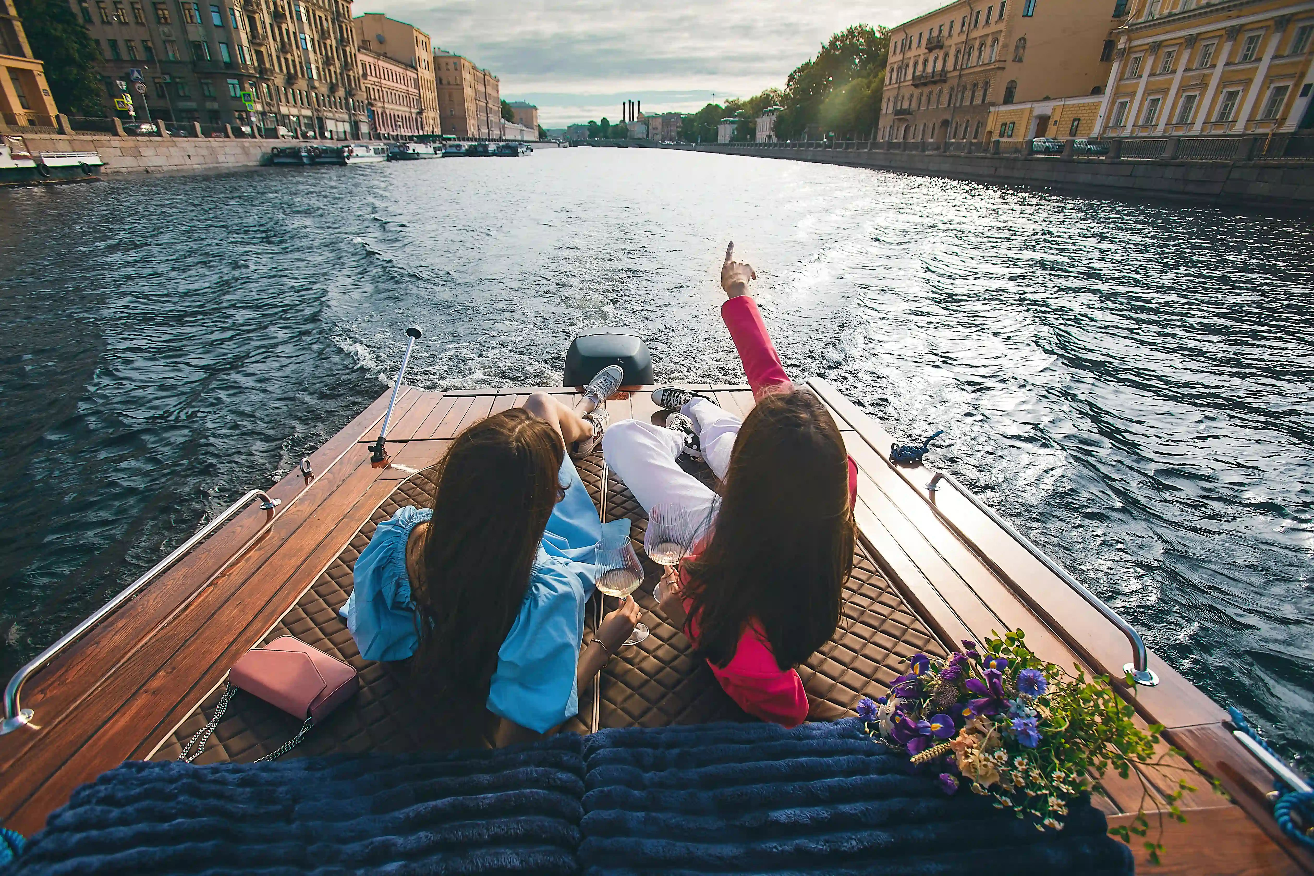 Катер Blueberry image- 13